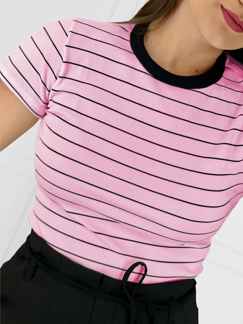 Camiseta listrada blogger casual para o verão, malha confortável